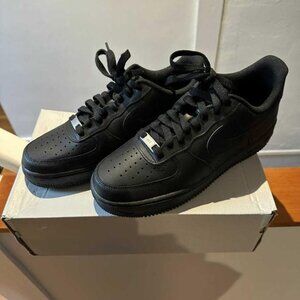 Nike Air Force Triple Black 9.5 New in Box
